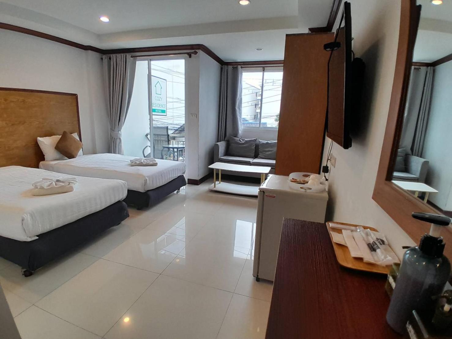 Cozy Residence Patong Buitenkant foto